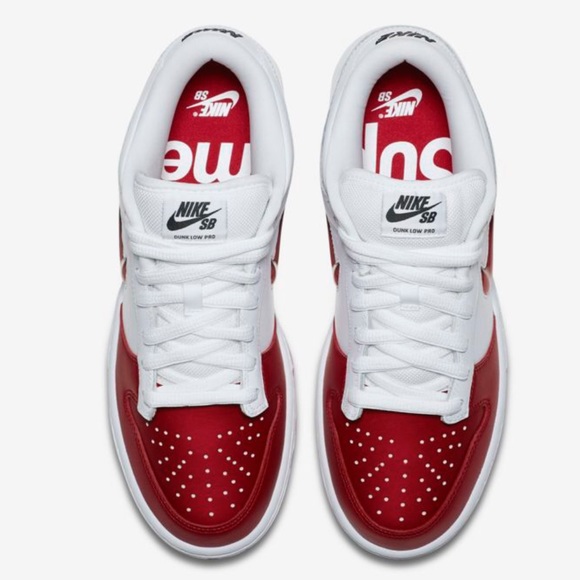 SUPREME x NIKE SB Dunk Low (Red/white) - Picture 3 of 9